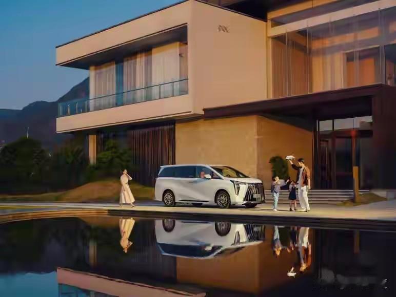 “何处秋风至？萧萧送雁群。”每到阖家出行的时节，选一辆趁心的车，便成了很多中国家