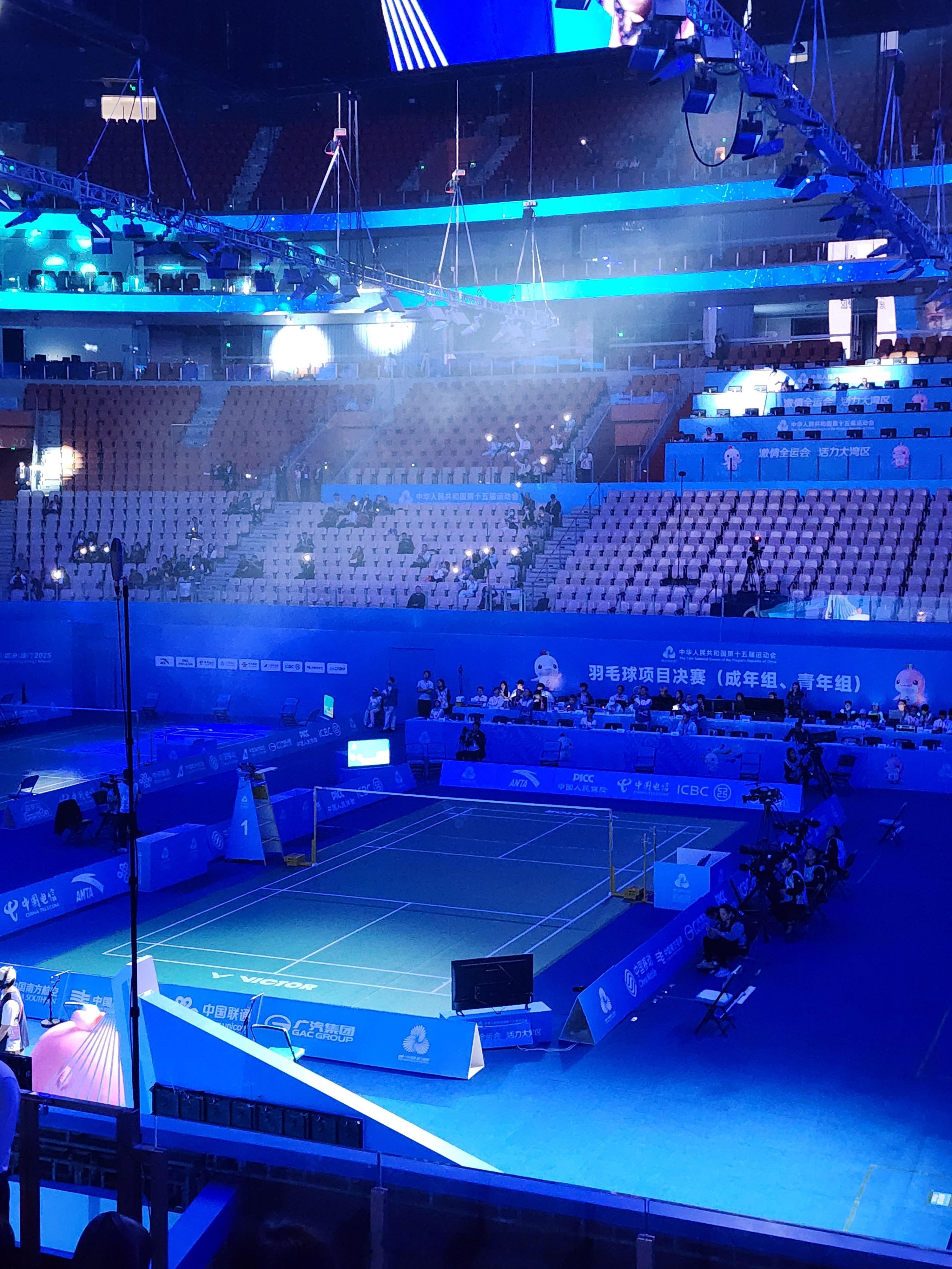 全运会各单项1/4决赛 14:001号场地女双 1/4赛 黄东萍(福建)/谭宁(