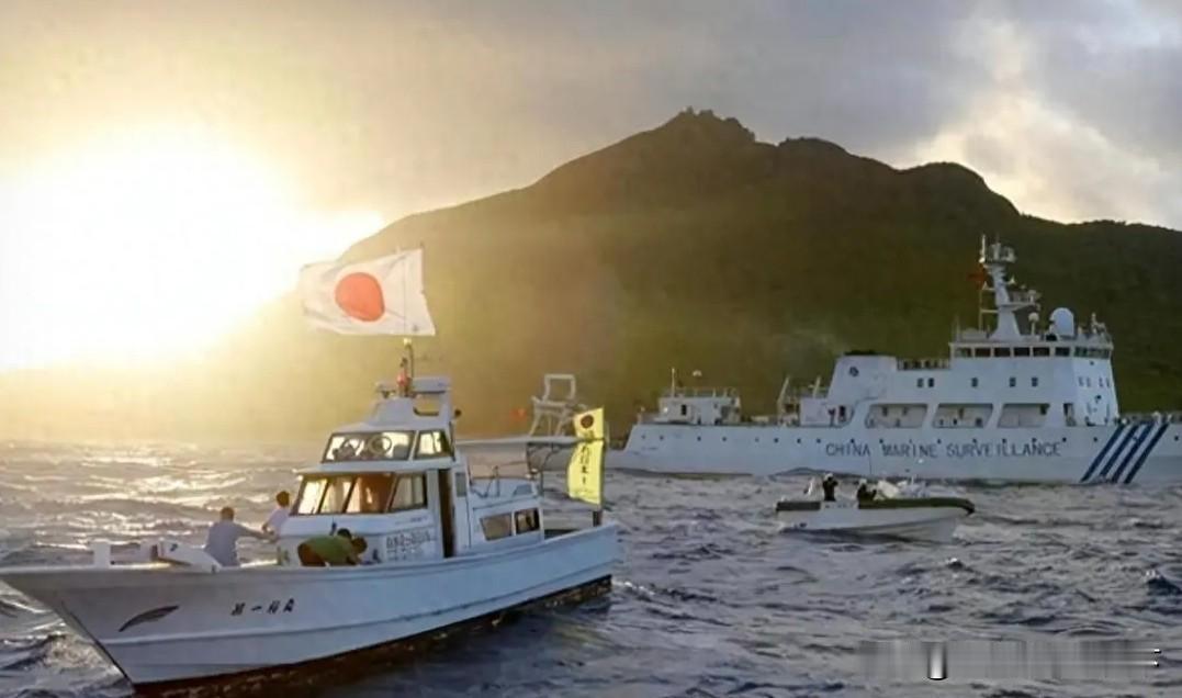 #日本释放被捕的中国渔船船长#小日本顶不住来自国际国内的压力，终于还是惺惺作态之