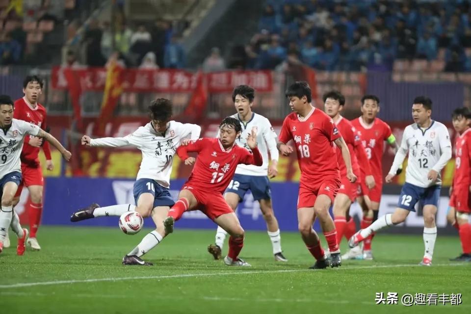 点球封神！丰都南天湖队逆转晋级渝超四强，3 月 28 日主场再战

3 月 22