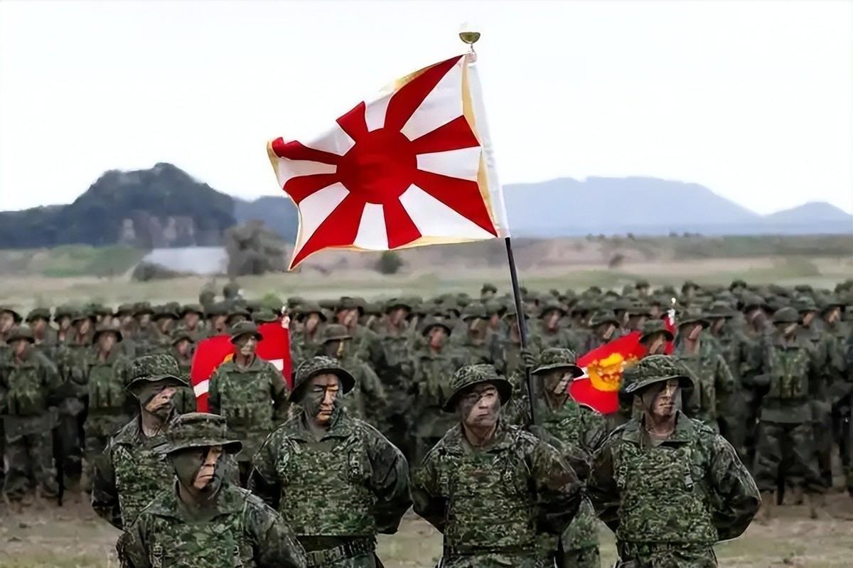 菲律宾把导弹架到了我家门口，日本也把射程千公里的武器悄悄运进基地，这场针对我们的