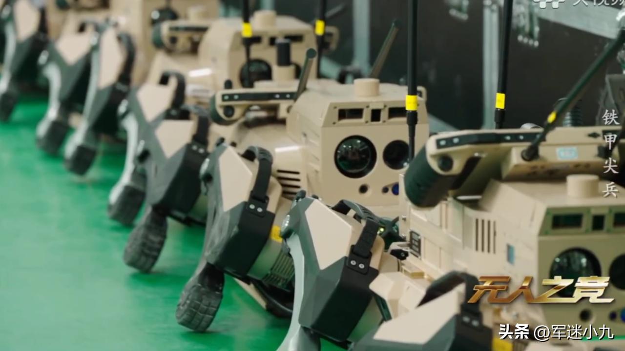 确实第一次见啊，
没想到，央妈直接将新一代机器狼，
批量生产车间，都一下公开了，