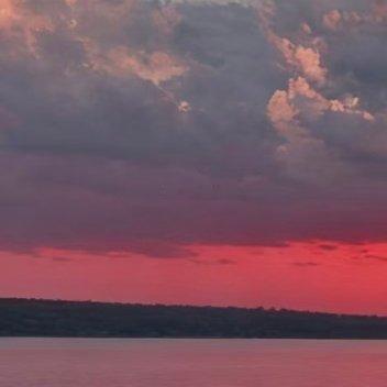 每日一善 每日一善 阳光信用 天行健，君子以自强不息；地势坤，君子以厚德载物。我