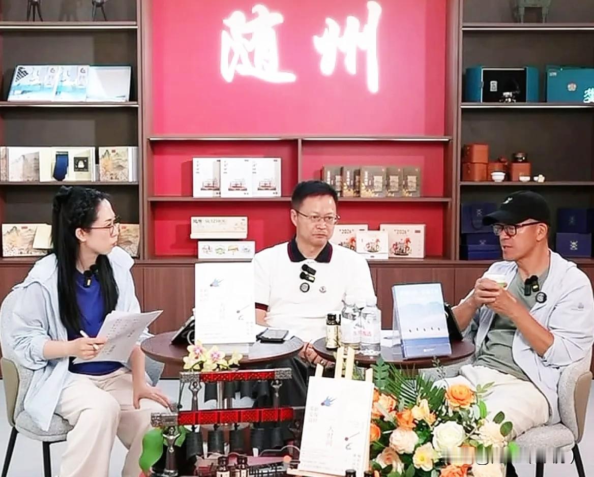 在看完俞敏洪最新的《看世界》直播后，我真的感触实在太深了，终于明白，什么是真正的