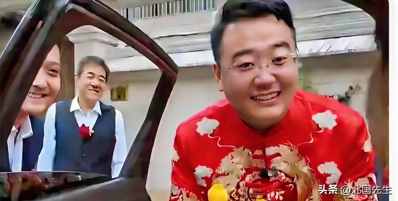 婚车到了，为何有的伴娘会挑唆着要高额下车礼？口口声声说，不给下车礼就不重视新娘，