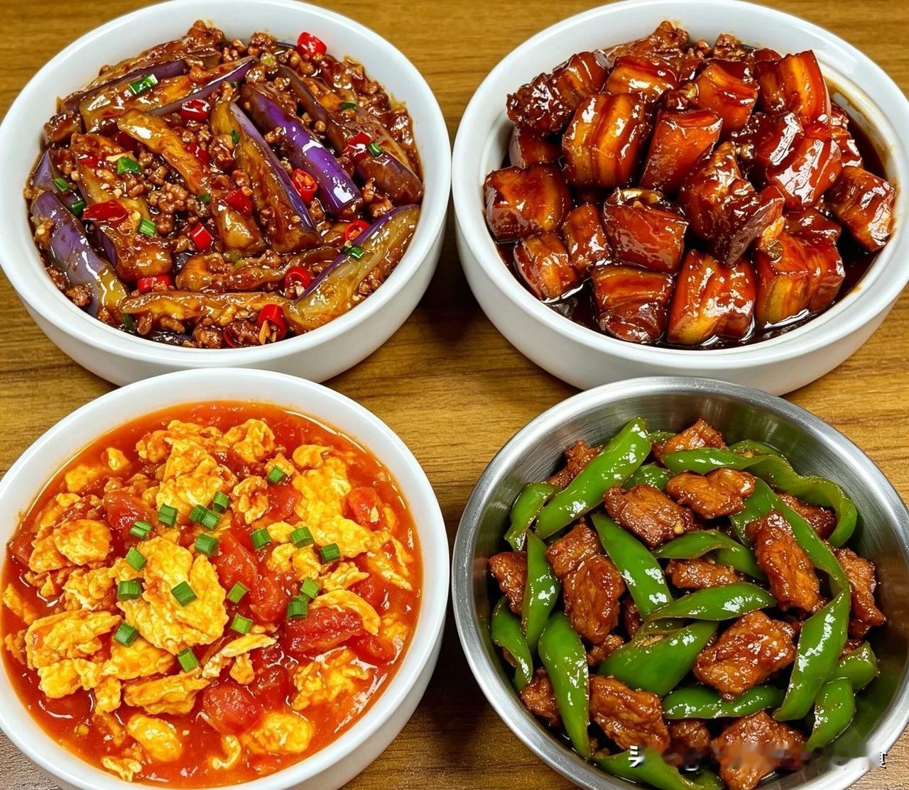 这四样儿配米饭，
简直是神仙组合！！！刚吃完午饭，是我最喜欢的辣椒炒五花肉，那个