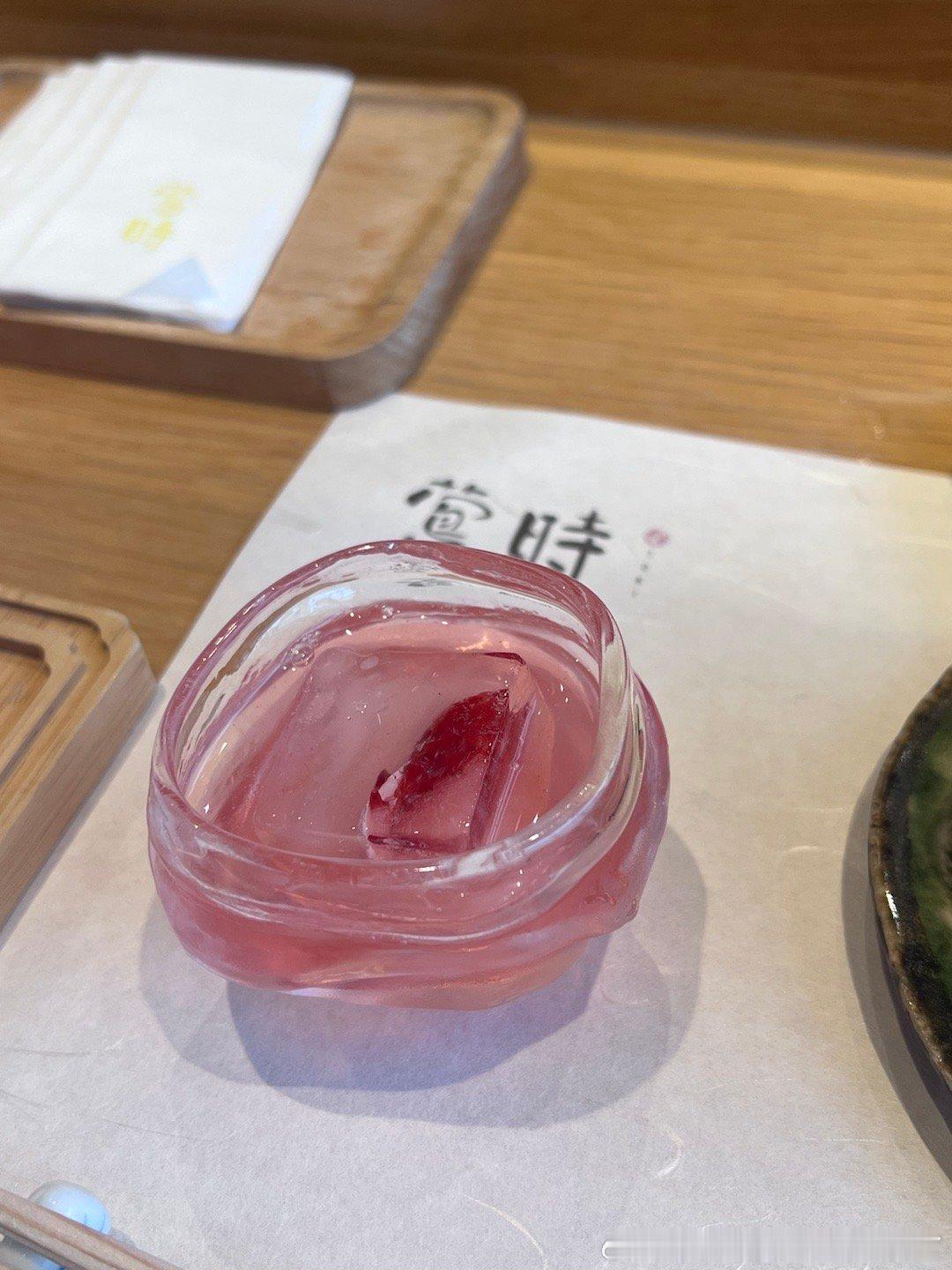 做完牙立刻和牙医姐姐来吃饭 她老公帮我做贴面 她和我吃饭 ​​​