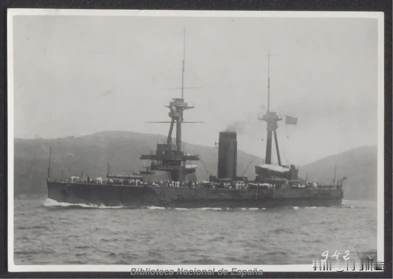 西班牙级战列舰老照片欣赏。
西班牙级战列舰是西班牙海军建造的一级战列舰，同级舰包