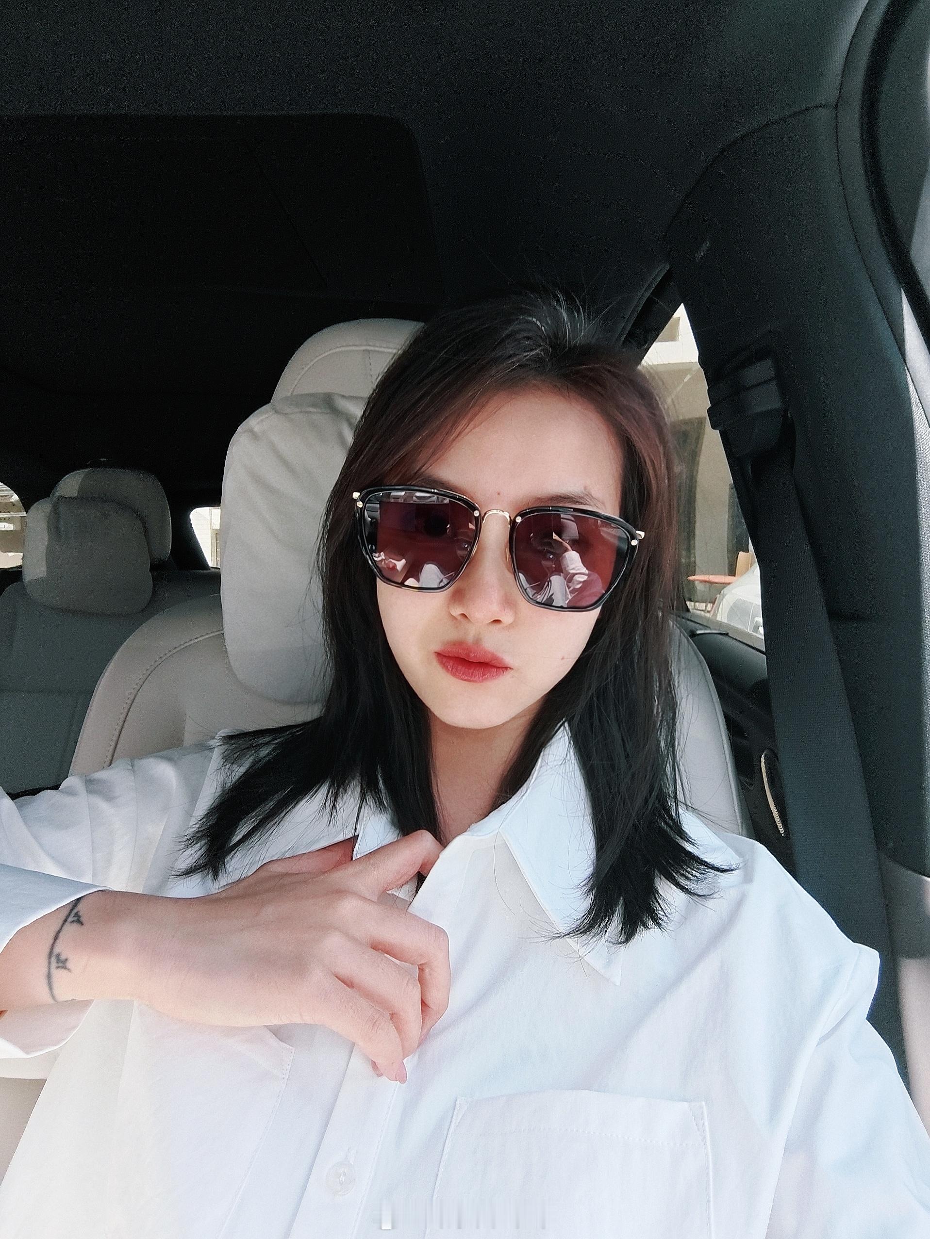 我的日常plog带着问题去试车 北京的春天比较适合出门哎，而且难得阳光明媚惠风和