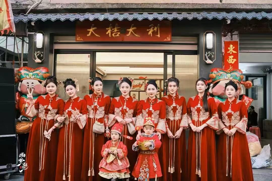 📅9月19日（周六）20:00‑21:00
潮州牌坊街「湘聚太平 乐享名街」文