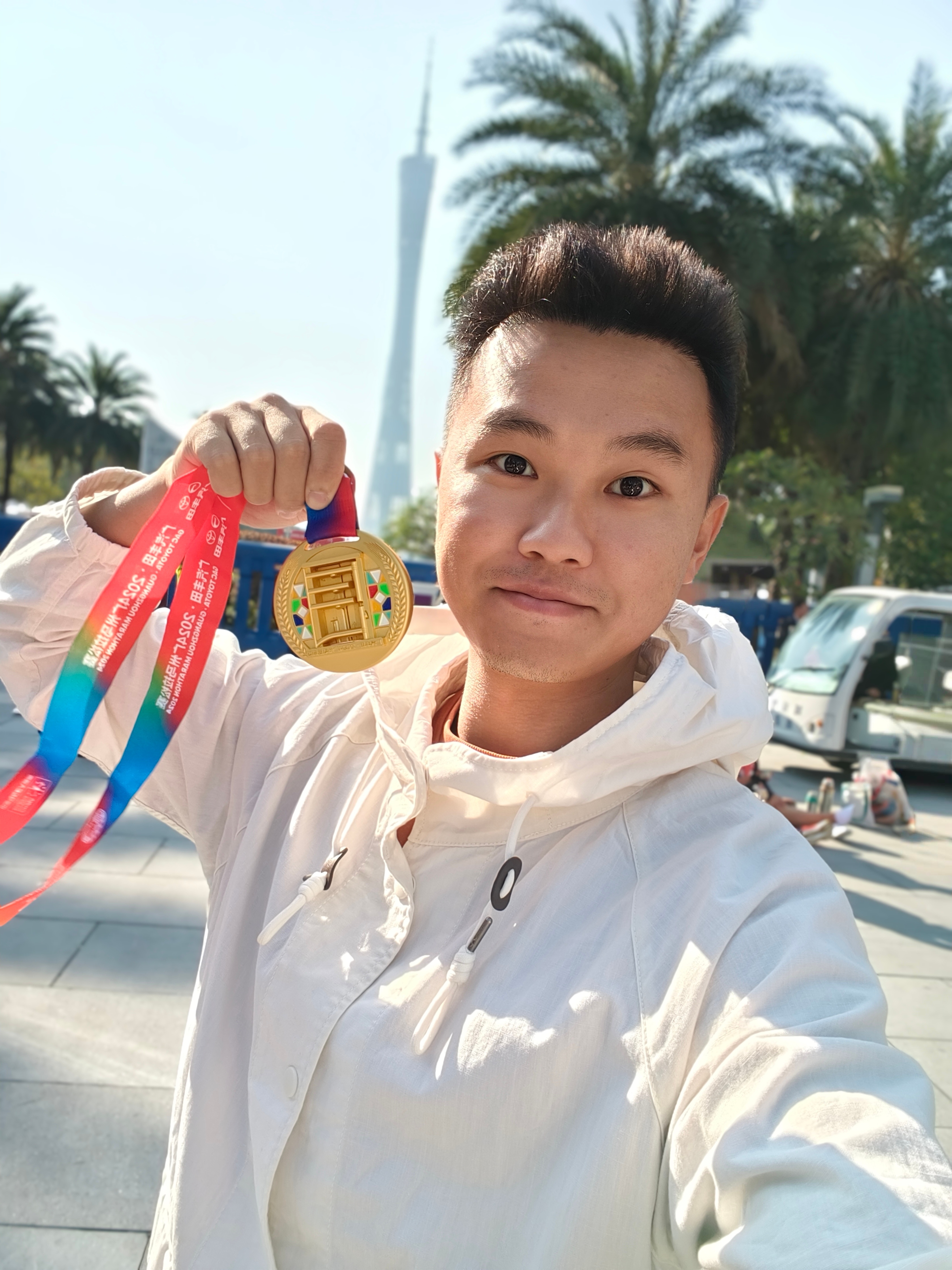 即上马和深马之后，这周广州马拉松也拉下帷幕！这次虽然没报上名，但蹭到了奖牌… 的