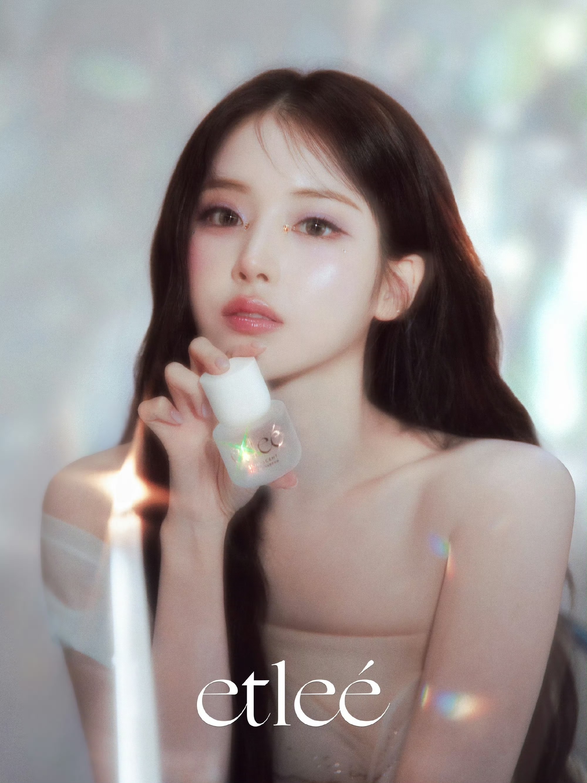 投稿  金智羽 海妖般摄人心魂的美 