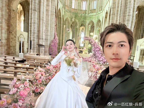 曾经凭《小时代》周崇光惊艳全网，车祸隐退消失整整3年，四次手术、右腿粉碎性骨折饱