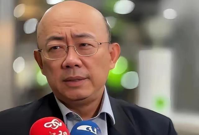 台湾评论员郭正亮曾评论说：“大陆不要被连战、马英九、宋楚瑜和郑丽文等人忽悠”
