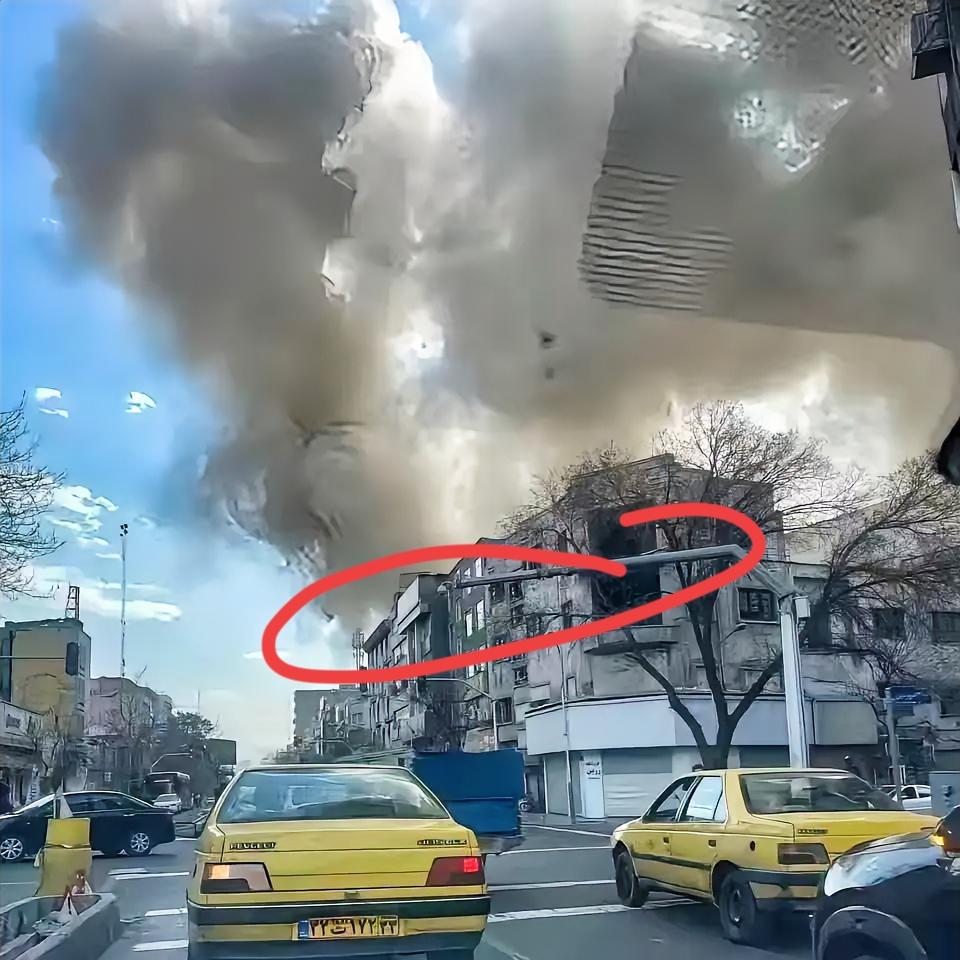 突发！美以联合空袭德黑兰 伊朗核心区域遭炸 斩首行动失败
 
2月28日突发！美