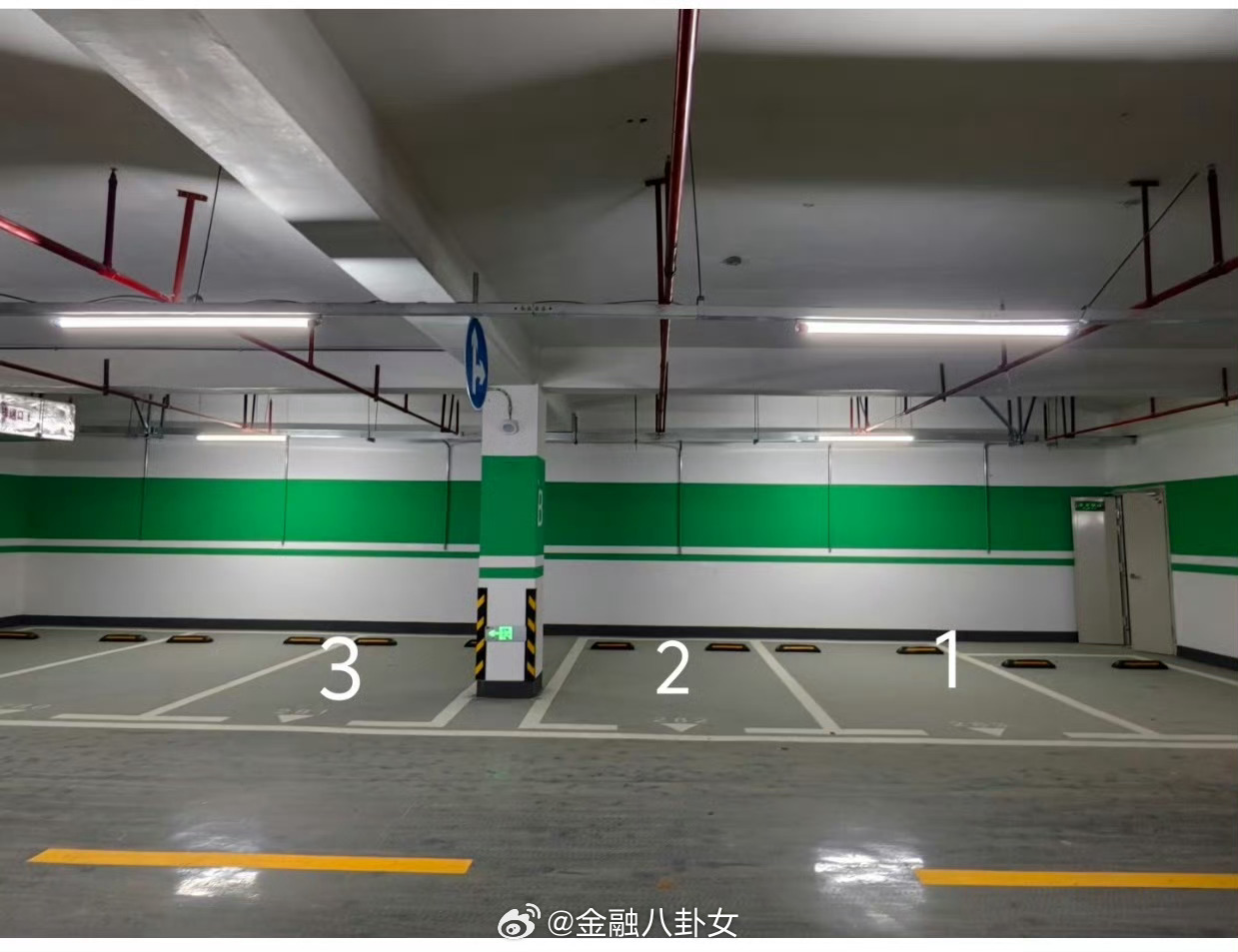 三个车位都是5万块，你会选择哪个？ 