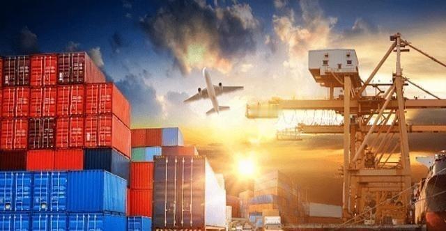 一位日本朋友说，他从来不用中国产品，而且还要把家里的中国制造都扔掉。接着他就请来