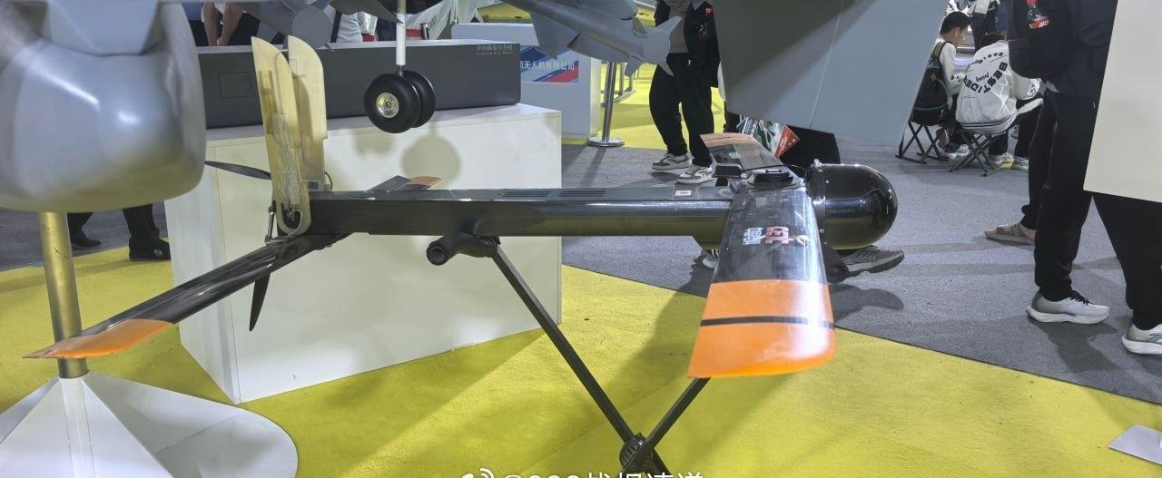 🇨🇳中国电子科技集团公司研制的ATLUSS-A140巡飞弹今年首次在长春市举