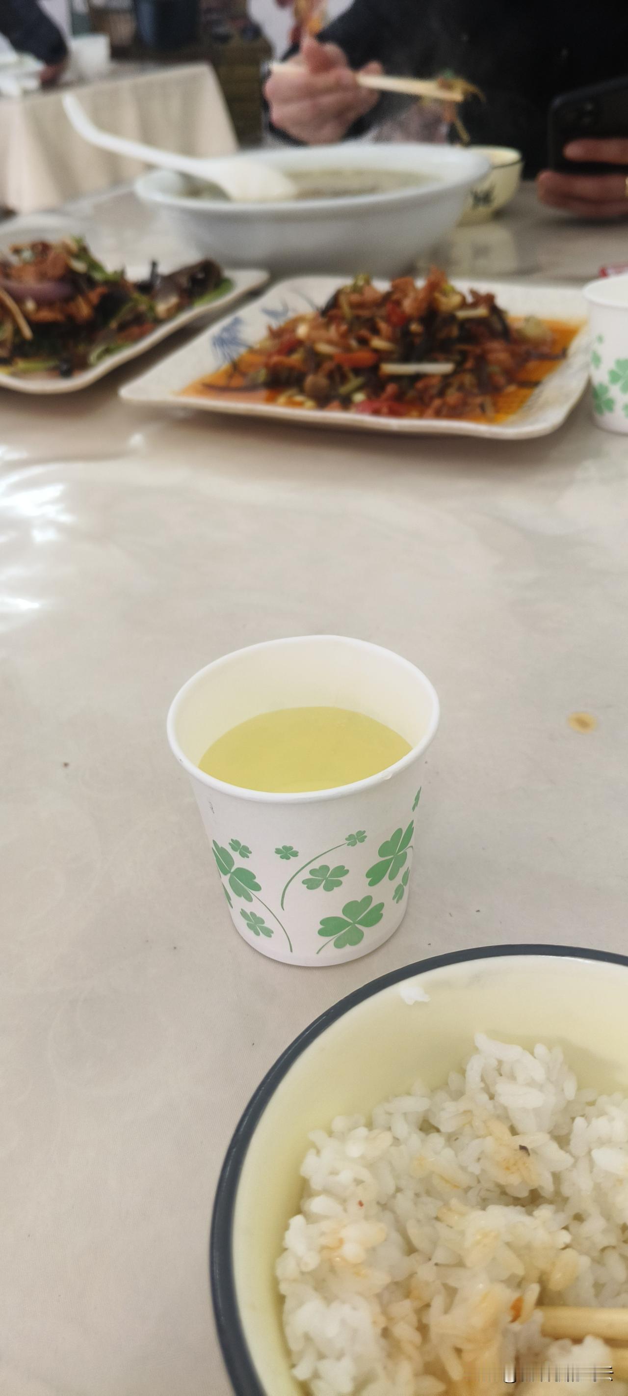 你问我答离婚几年了，始终没找到合适的人生伴侣，老父母天天催早点找一个老婆。离婚后