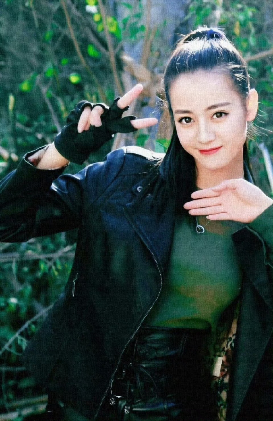 🥣，我菜迪丽热巴梳大光明还能如此美萌