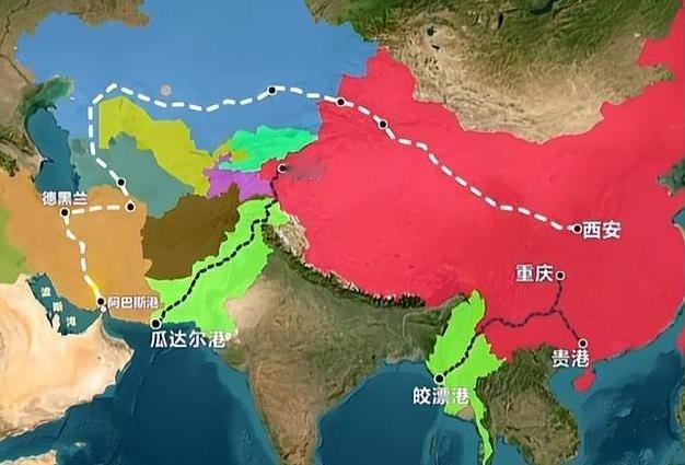 美国花了几百亿部署军舰封锁霍尔木兹海峡，本想把伊朗困死在波斯湾。2026年4月，