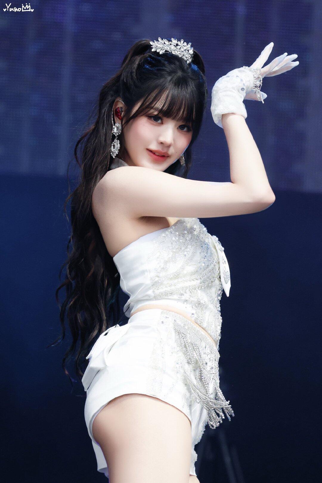 张元英柏林音乐节饭拍 ​​​