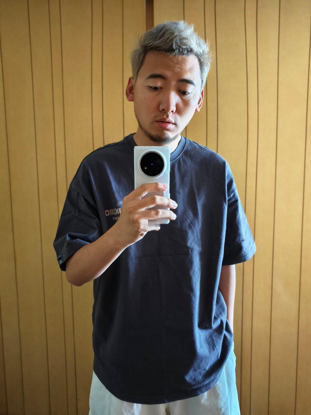 今天车展第一天，很多朋友都到现场了，我tm才睁眼2026北京车展 北京·北京望京