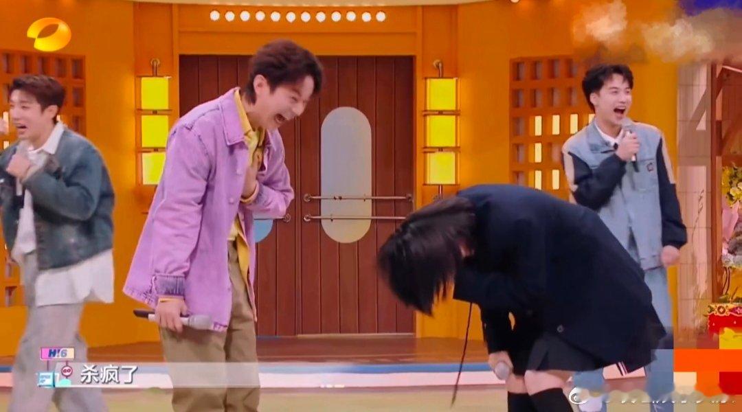 何炅谢娜没个几十年交情都不敢这么玩  你好星期六  瞧瞧这对老友，何炅谢娜真是敢