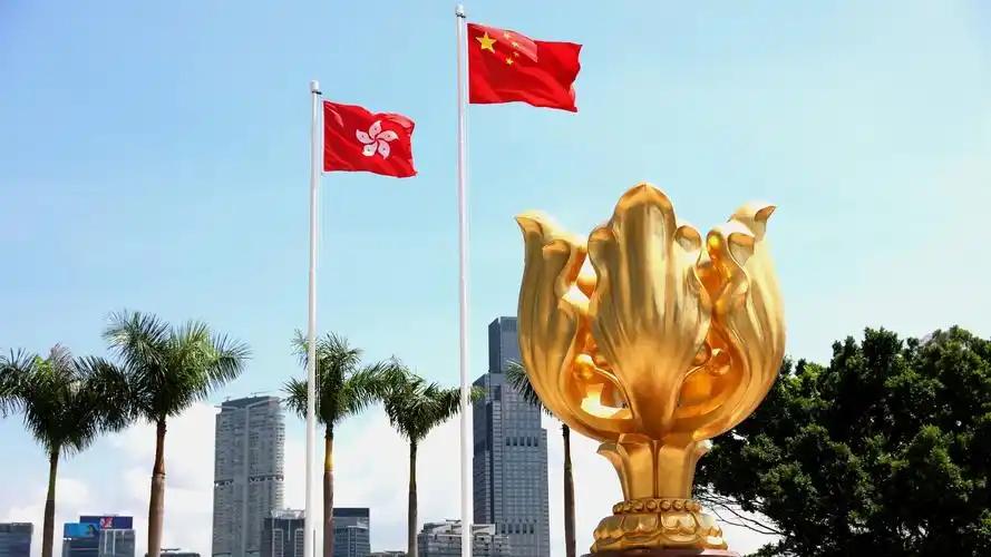 对于台湾问题，我们提统一就是原则上的错误，台湾就是中国领土哪里来的统一这个说法？