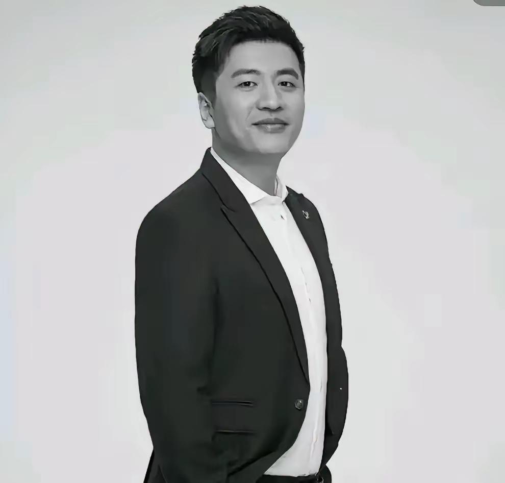 张雪峰的离世提醒了一众大老板，老板不是这么当的，公司二三百号人，就指望一个老板养