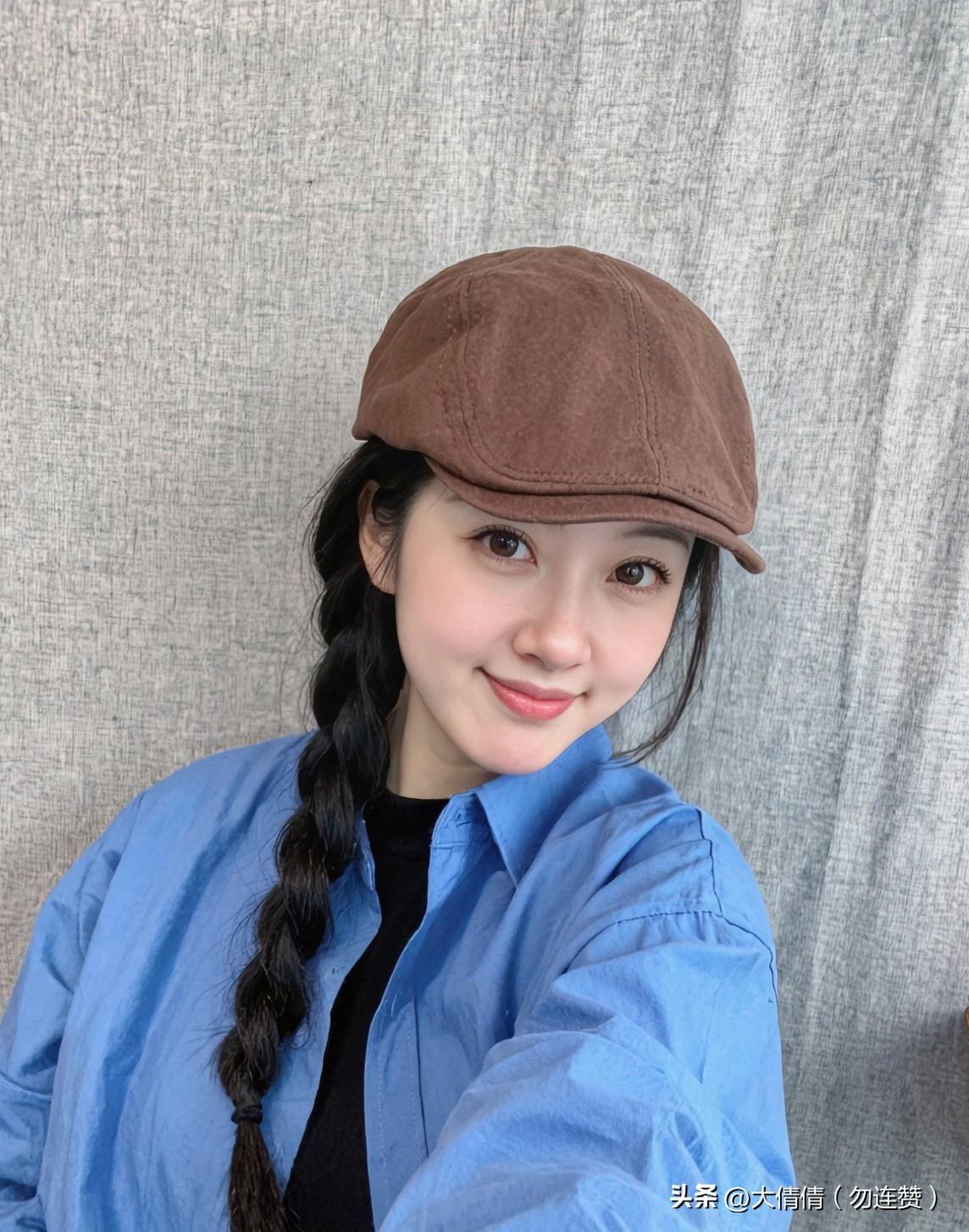 慢慢才懂：
真正的成熟，
是不再讨好任何人。
从前总怕被讨厌，
习惯迁就，刻意迎