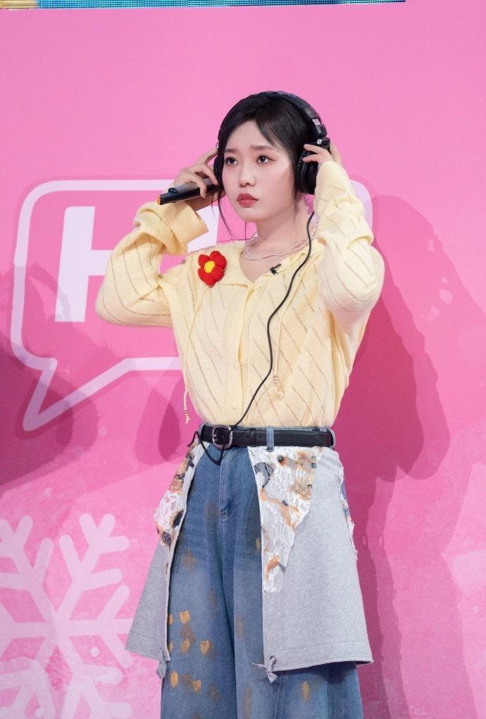 李雪琴秒答孟子义九重紫李雪琴遇到孟姐的戏没有不秒答的义务，问答接力看演员猜作品李