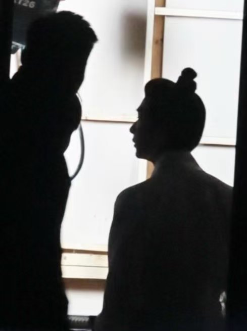 成毅两京十五日背影成毅两京十五日背影照成毅两京十五日背影，哇塞，