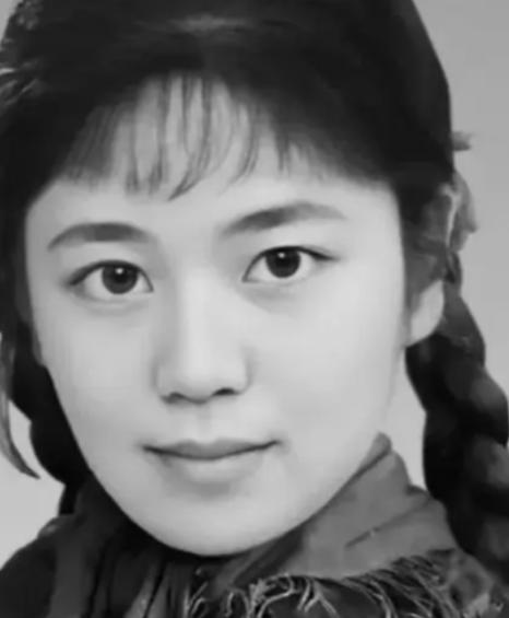 1977年，安徽女知青于文娟，返城前夜把自己给了农村小伙：“你对我的好，我无以为