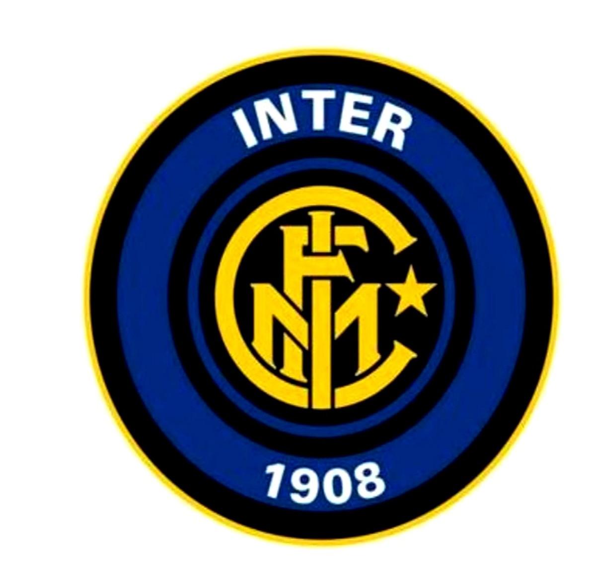 国际米兰当年为什么不为斯内德和米利托发声？

2010年金球奖评选，斯内德无缘前