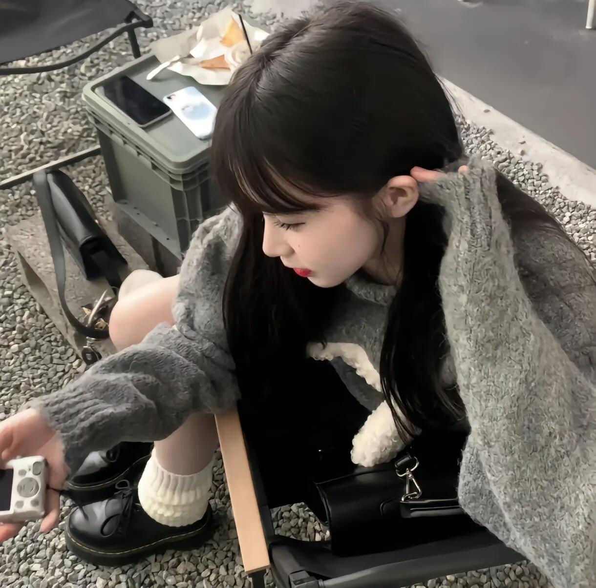 每个女人都觉得自己的老公是个例外，最后发现无一例外。爱到最后，都那样。他们会求你