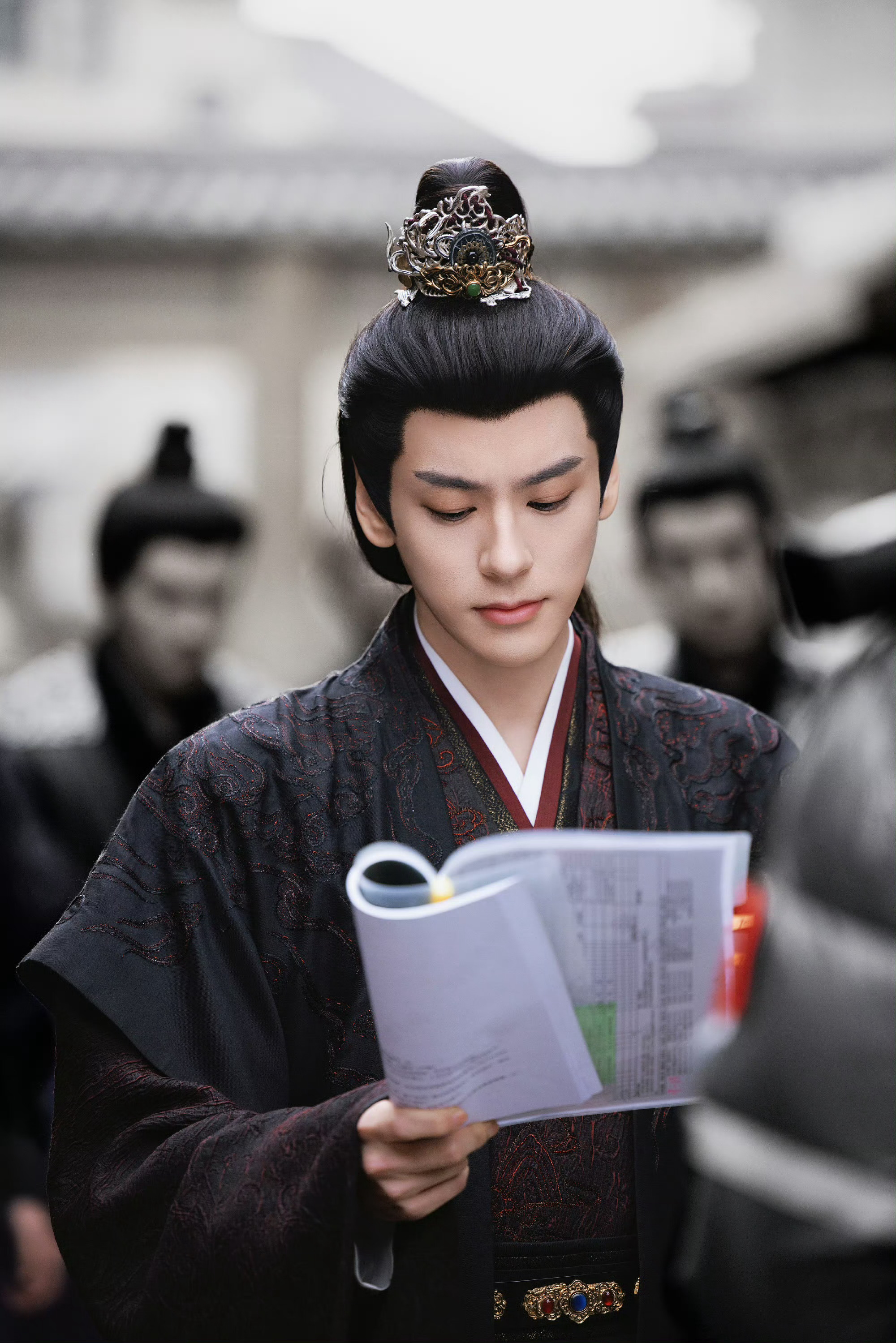 魏哲鸣你好棒！！！辛苦了期待苏雪楼的播出也期待你下一个角色，新年快乐照顾好自己