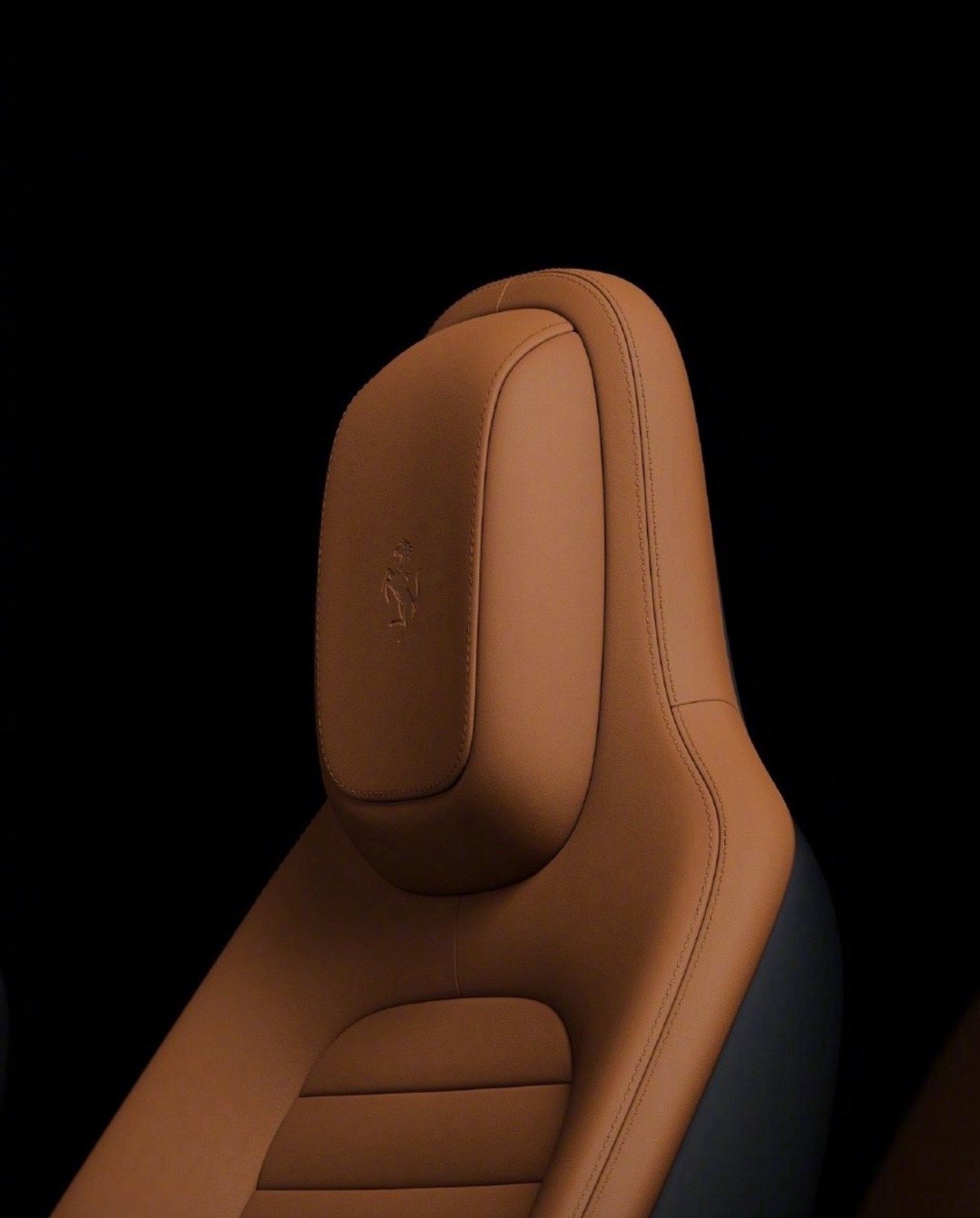 讲真，法拉利这套纯电内饰我是真觉得好看，质感高级、细节也够精致，兄弟们觉得如何？