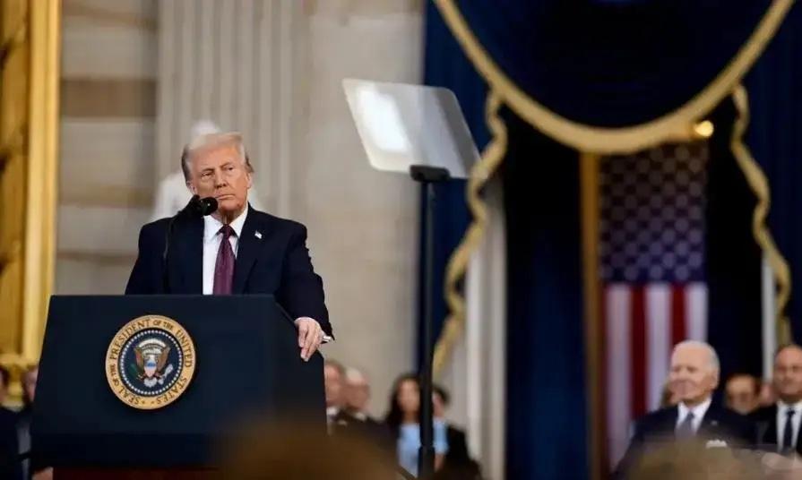美国总统老特宣布了新的胜利，就是“我们在华盛顿打击犯罪方面取得了快速胜利。”老特