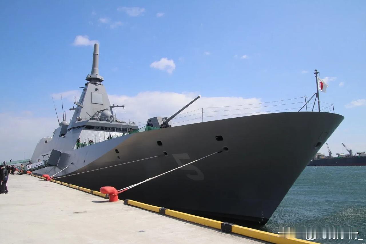 澳大利亚计划订购新型通用护卫舰，日本与德国正在争抢订单。日本海上自卫队派出最上级