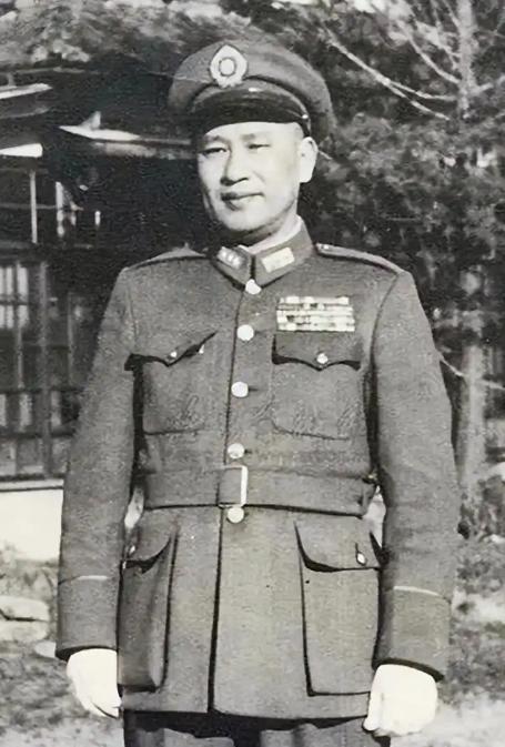 1930年，副官见长官白崇禧独自留在南宁战局紧张、寂寞难耐，竟把自己的未婚妻王氏