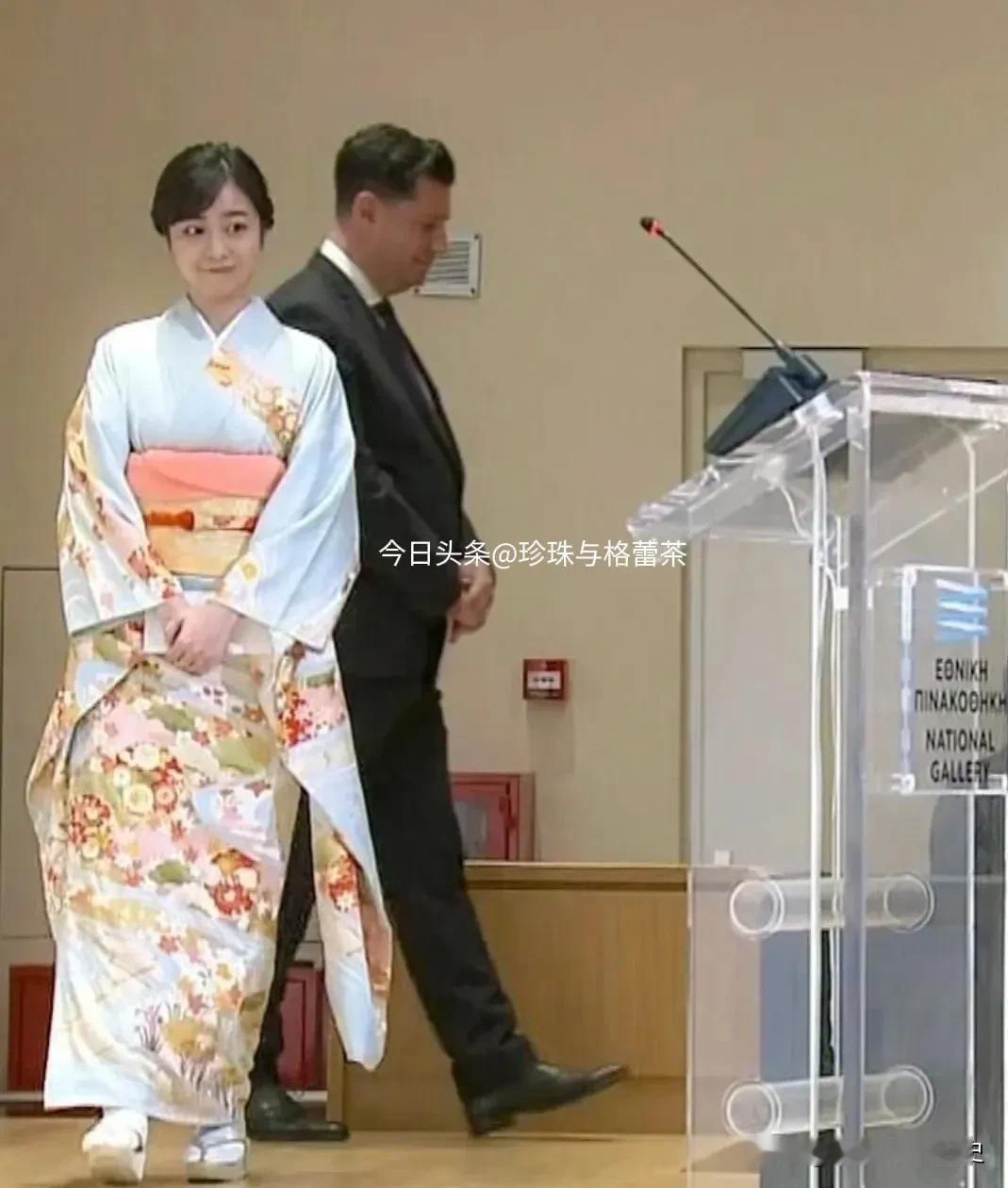 日本皇室偏心争议再起！ 佳子代爱子出访巴西引众怒。
根据宫内厅公告，秋筱宫佳子公