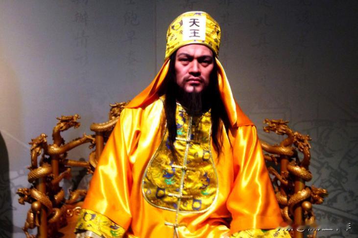 【太平天国“男女平等”、“一夫一妻”？别被历史学家骗了】某位著名的历史学家说，“