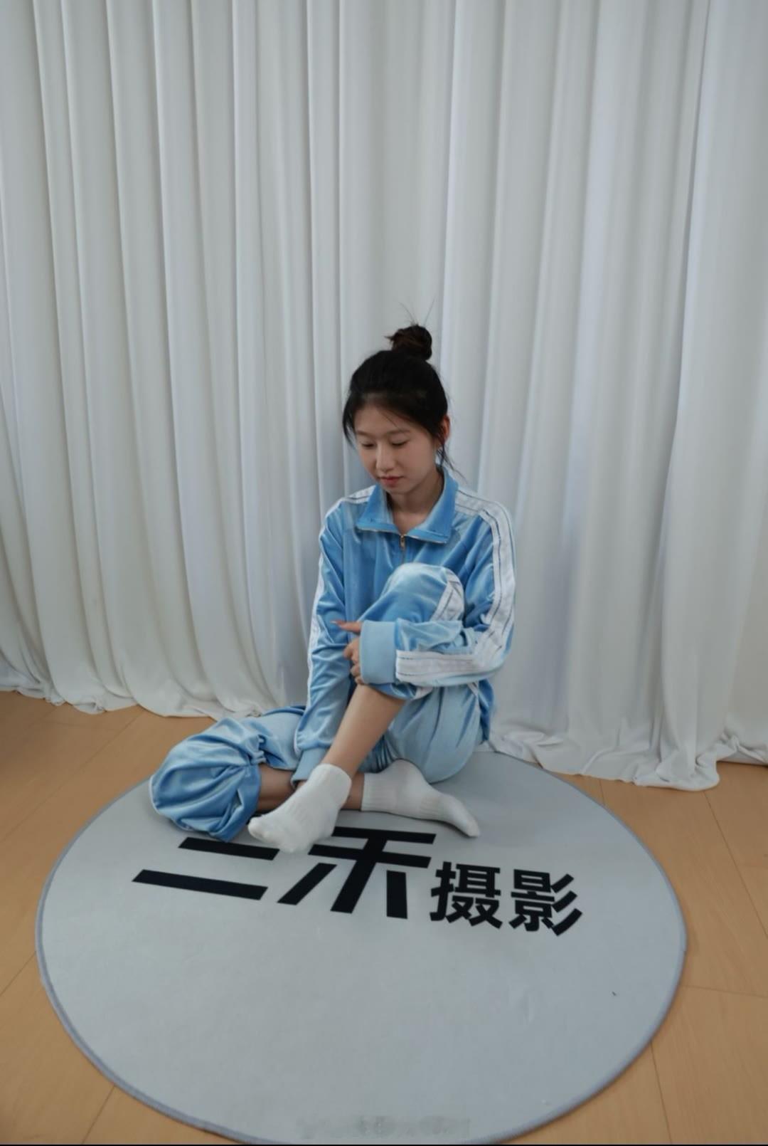 丝绒运动套装 ​​​