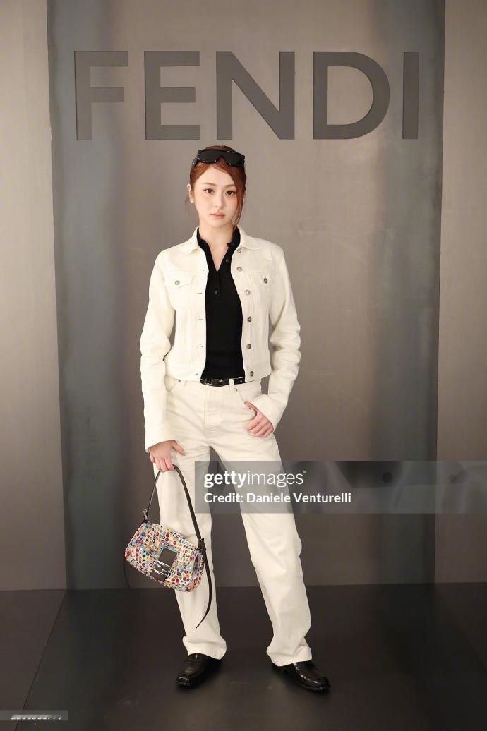 唐嫣宋雨琦许允真方灿G社镜头g社拍的唐嫣宋雨琦许允真方灿 唐嫣、宋雨琦、许允真、