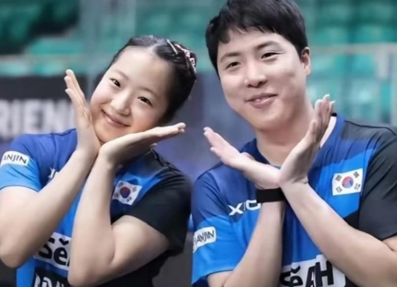 史诗逆转！林钟勋/申裕斌五局鏖战登顶，明媚笑容成赛场最美风景线。

10月9日，