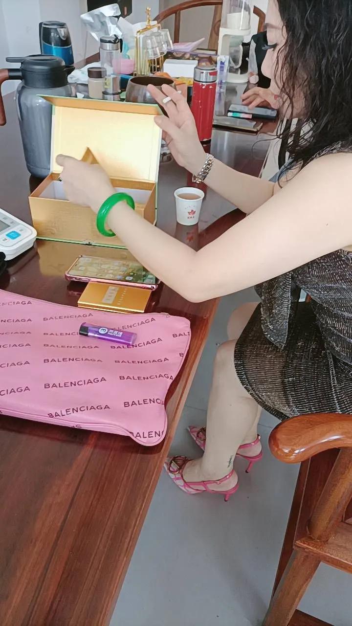 朋友过来找我玩耍