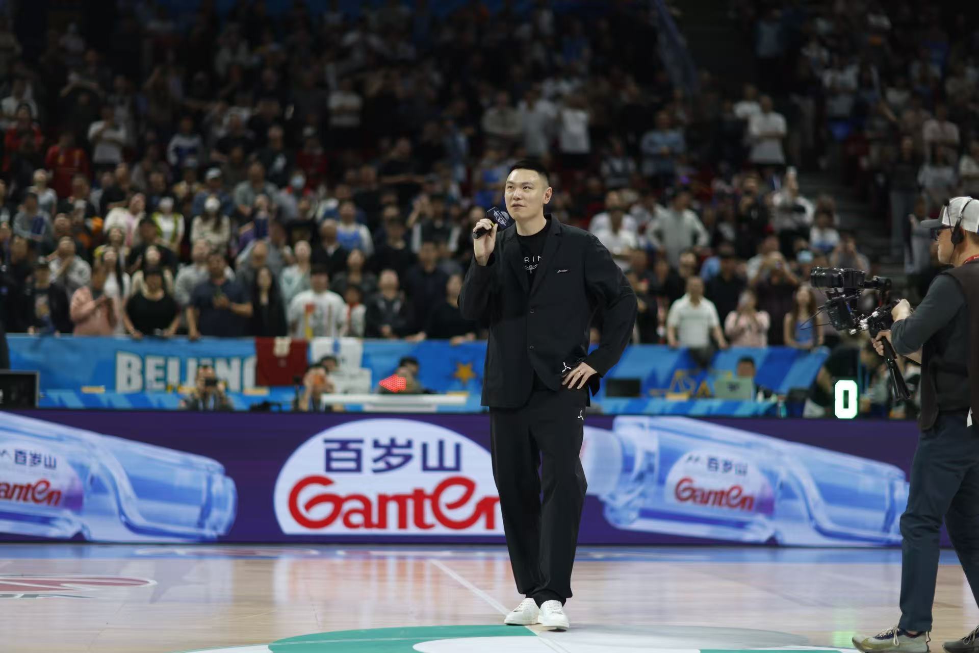 北京男篮队史“三分王”退役，朱彦西挥手告别