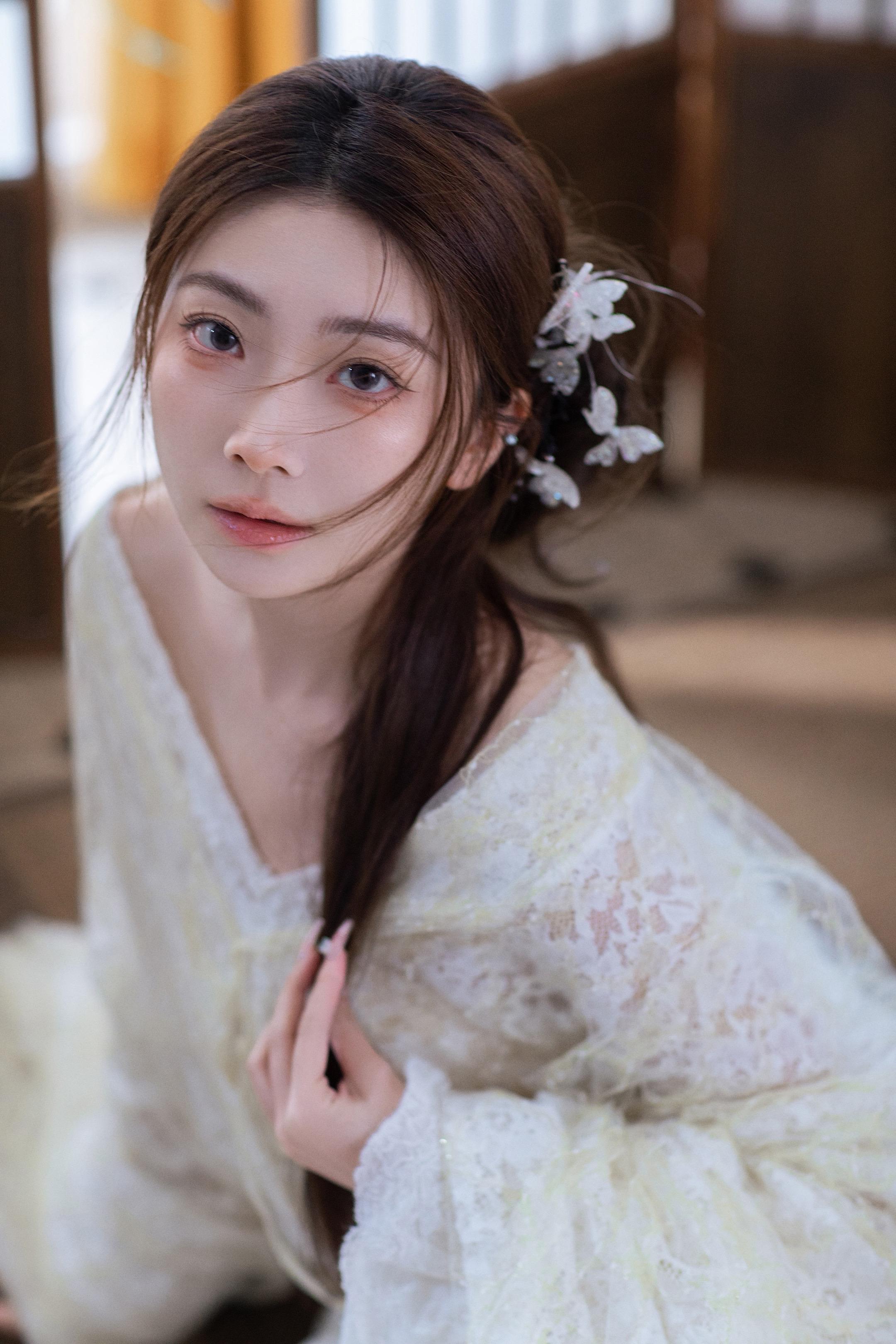 我无名分，我不多嗔，我与你难生恨