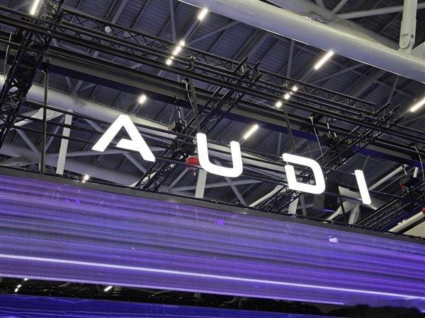 【奥迪高管回应推出AUDI字母标争议：字母系列品牌战略酝酿了近三年】奥迪高管回应
